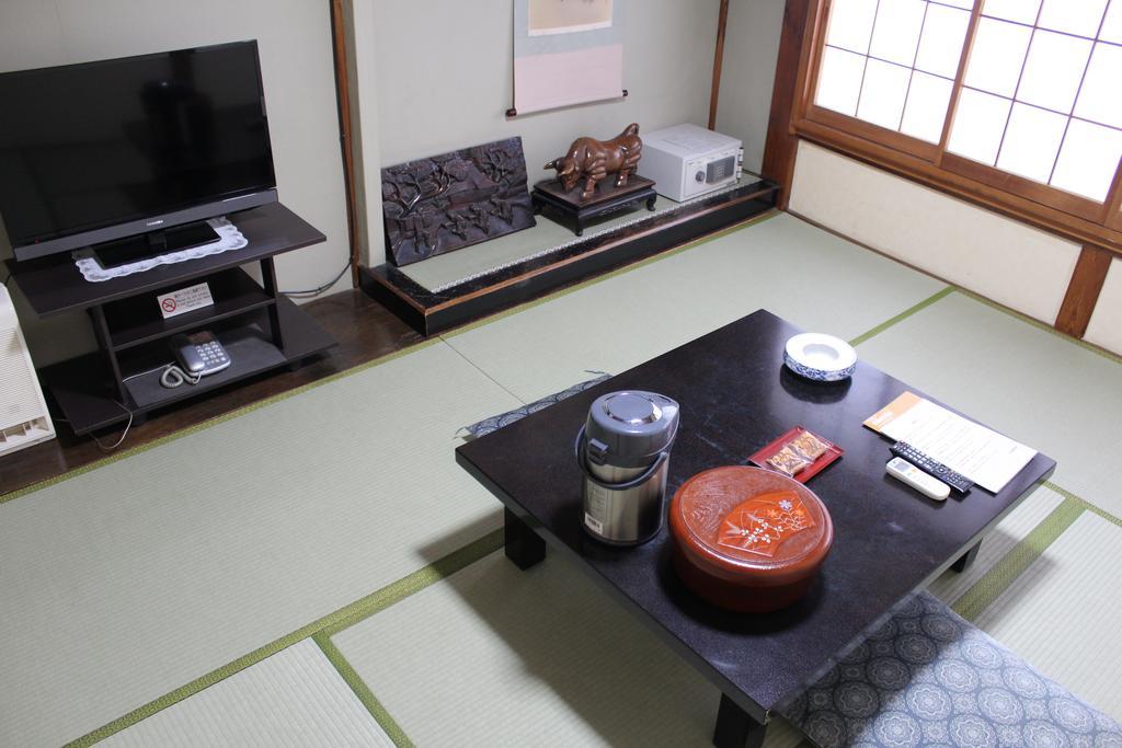 Kinokuniya Ryokan فوجيساوا الغرفة الصورة